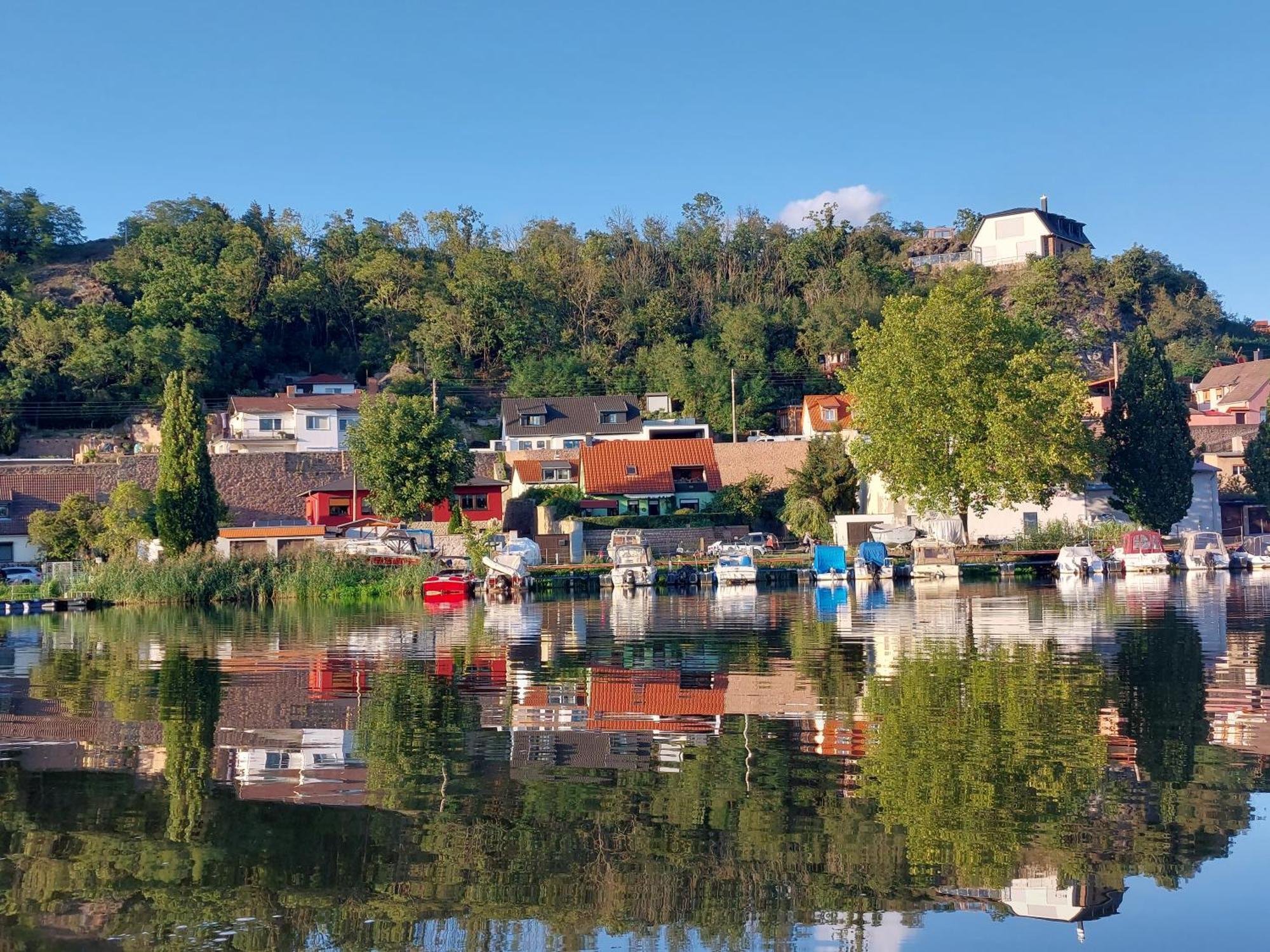 Ferienhaus Saaleblick Wettin Zewnętrze zdjęcie